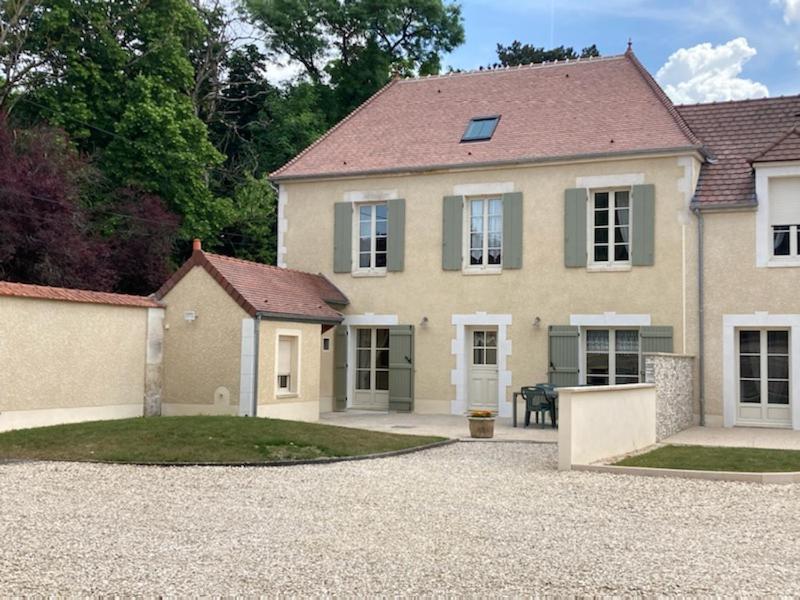 Gite Les Auregats Maligny Экстерьер фото